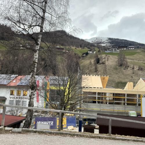 Bau