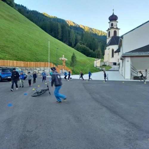 Radfahrübung Dorfplatz