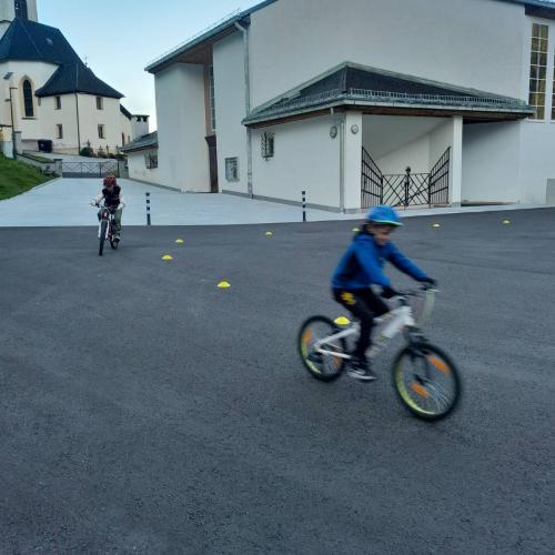 Radfahrübung Dorfplatz